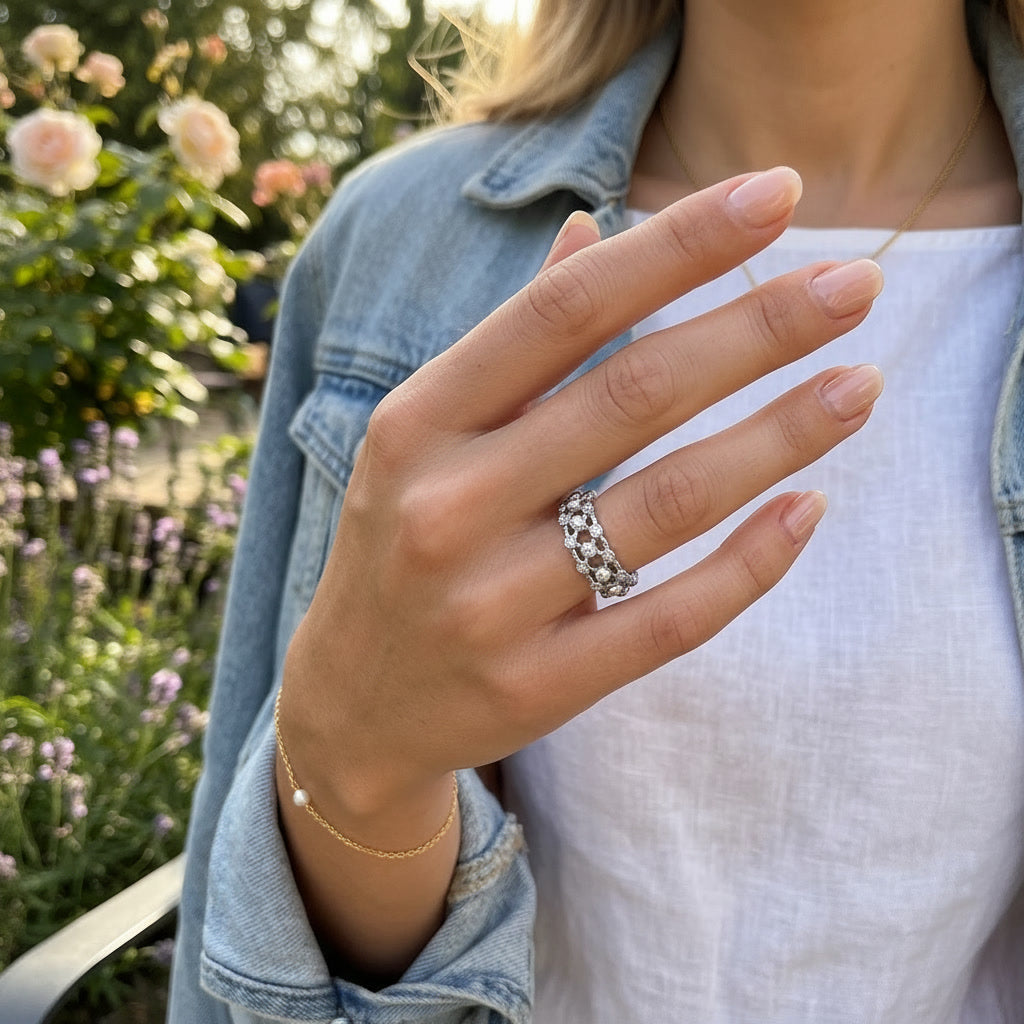 【Weaving Love】925 Sterling Silver Lace Hollow Shell Pearl Ring - Adjustable