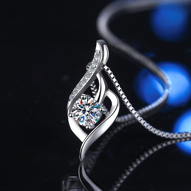 The Ethereal Wave Moissanite Twist Necklace – 1ct Collarbone Chain