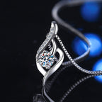 The Ethereal Wave Moissanite Twist Necklace – 1ct Collarbone Chain