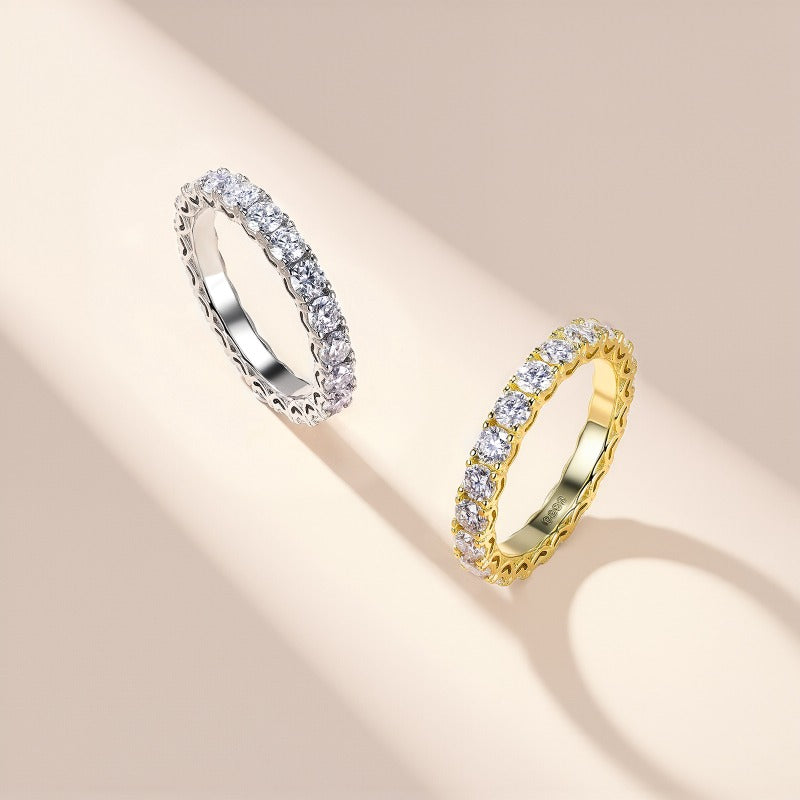 Amour Heart-Pronged Moissanite Eternity Ring | S925 Silver 2.1CTW Wedding Band