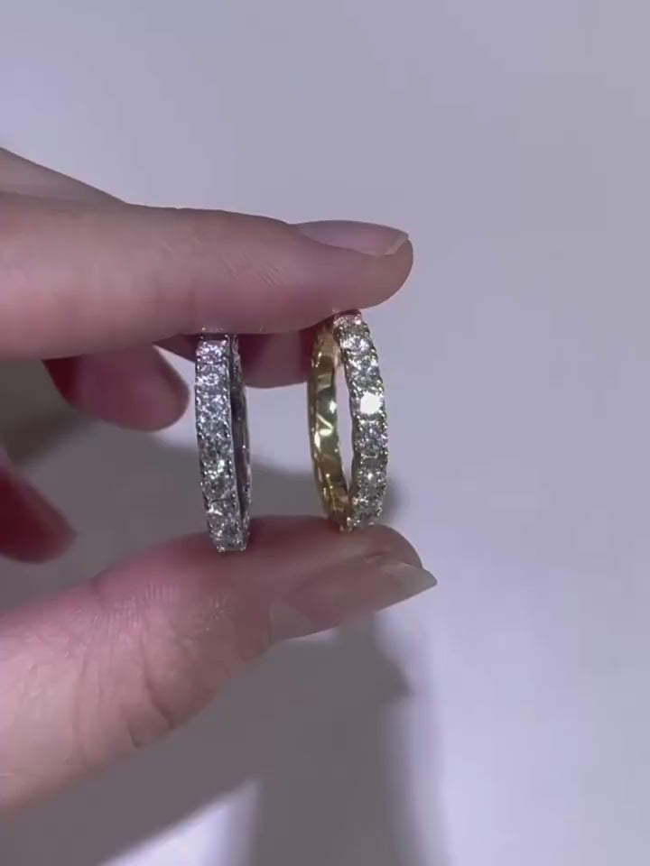 Amour Heart-Pronged Moissanite Eternity Ring | S925 Silver 2.1CTW Wedding Band